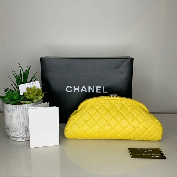 Chanel Timeless Clutch - Picture 1 of 7
